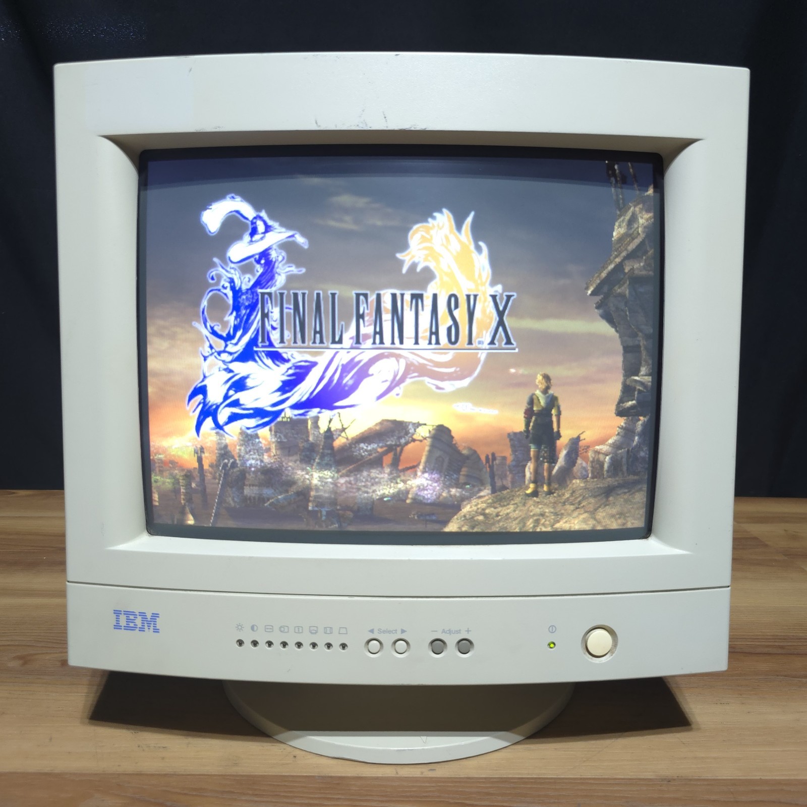 IBM 14" 2122 1024x768 VGA CRT Monitor